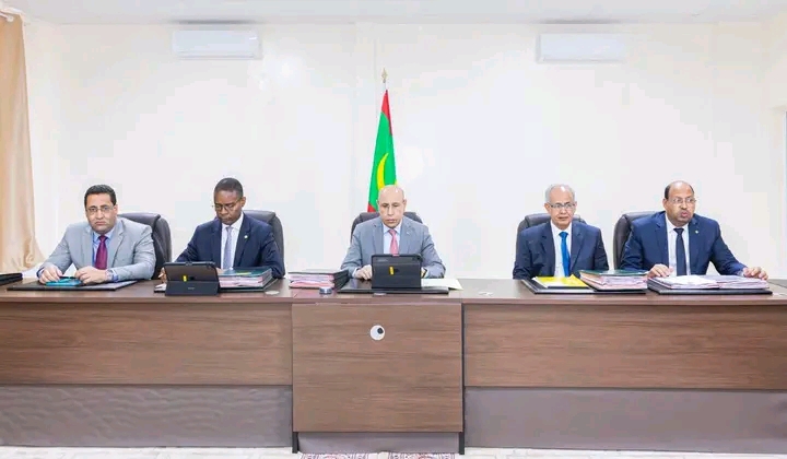 تعليمات رئاسية لأربعة وزراء بالبقاء في نواذيبو لتحضير مخطط يلبي متطلبات المدينة