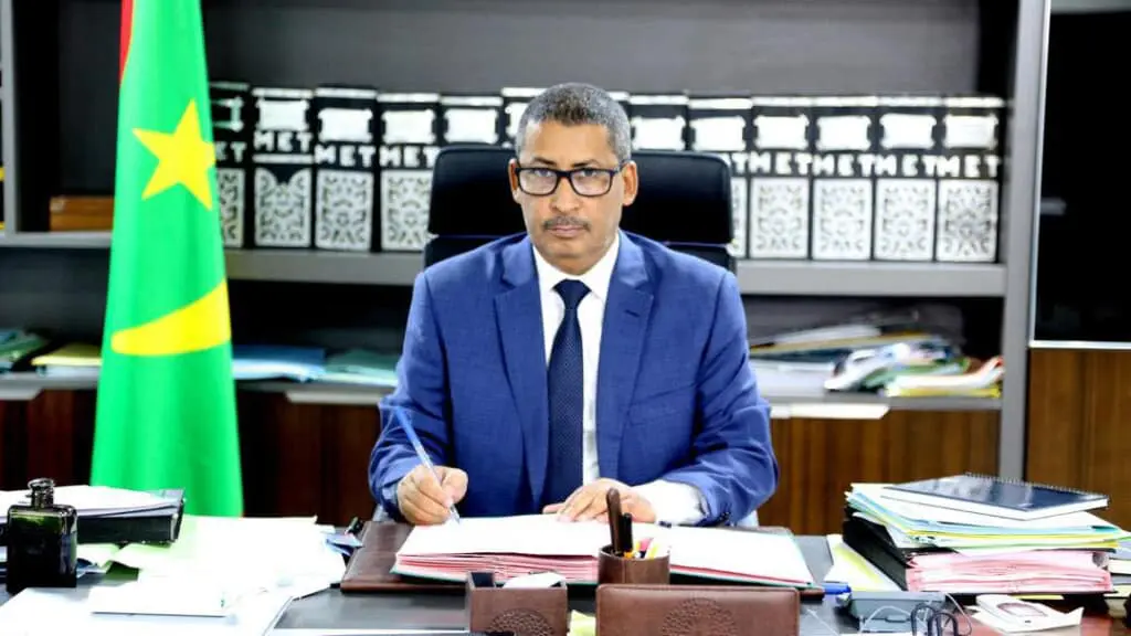 وزير النقل: موريتانيا تحقق تقدماً ملموساً في تطوير شبكة الطرق الوطنية