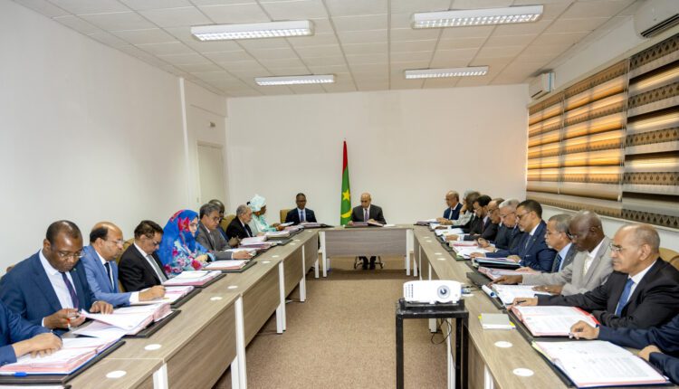 مجلس الوزراء: تراجع عدد المشاريع ذات الأداء الضعيف