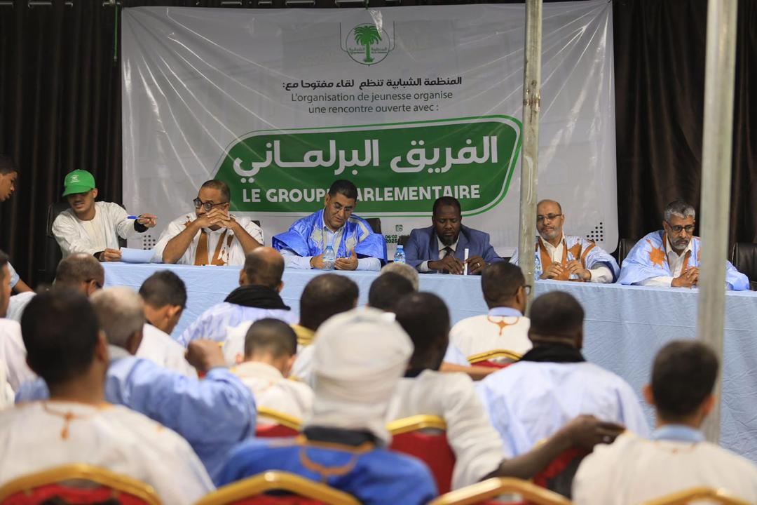 رئيس حزب "تواصل" يشيد بعمل الفريق البرلماني لحزبه