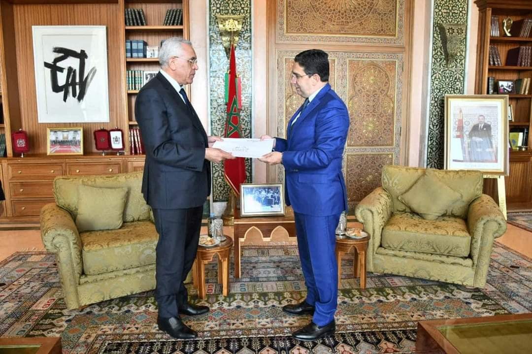 الجزائر تدعو المغرب للمشاركة في القمة العربية