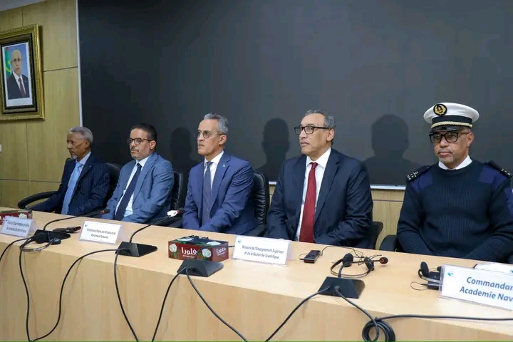 وزير الصيد: حريصون على أن يبقى استغلال ثروة الأخطبوط حكرا على الموريتانيين