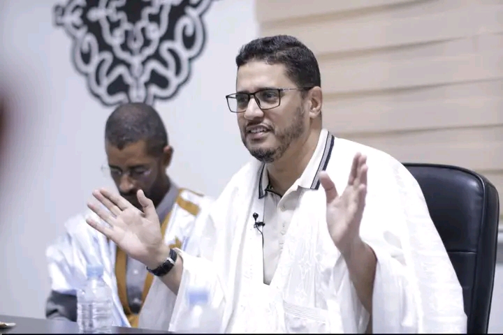 رئيس حزب "موريتانيا إلى الأمام" يبحث مع وزير الداخلية تجويد العمل السياسي