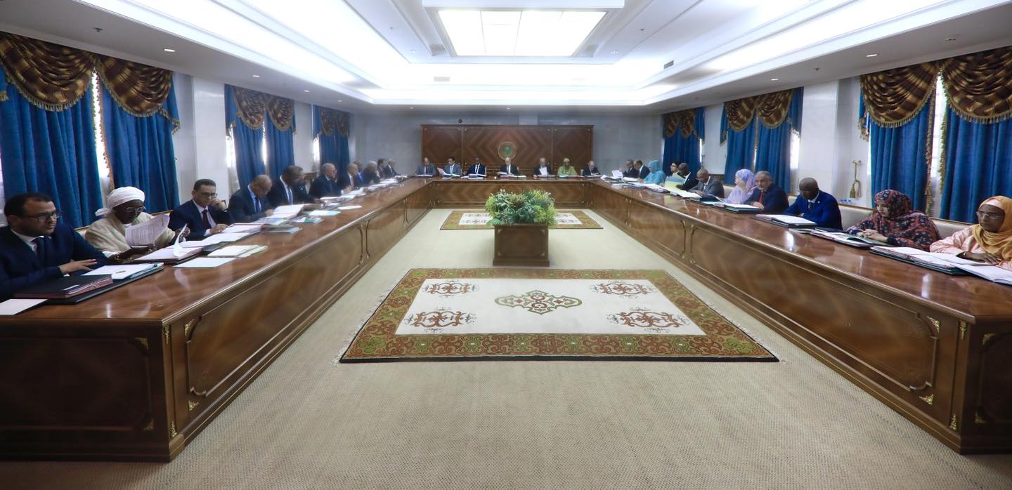 مجلس الوزراء يتخذ عددا من الإجراءات الخصوصية