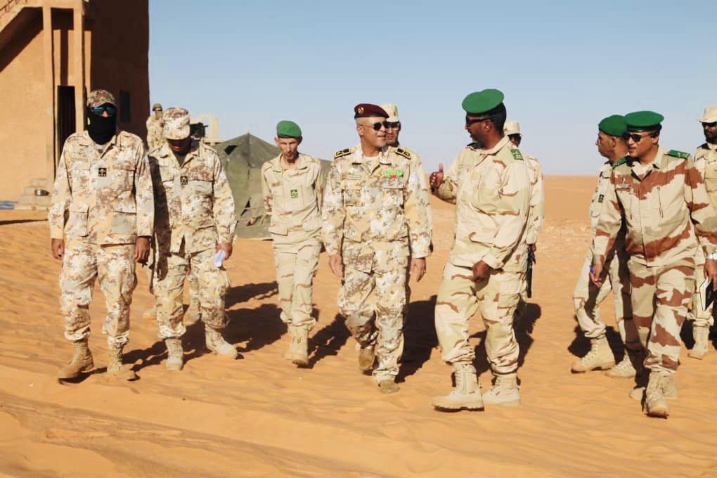 بعد حوالي شهر من تعيينه.. قائد الجيش الجوي يؤدي زيارة تفقد لقاعدة لمرية