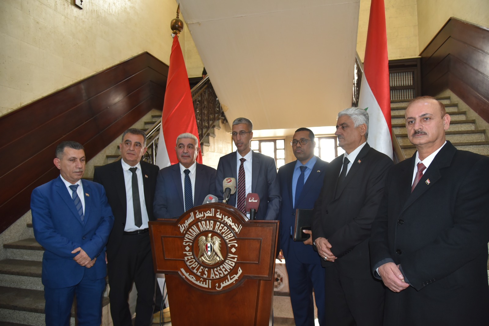 نائب موريتاني يطالب بتسهيل ولوج البعثات الطلابية الموريتانية إلى سوريا