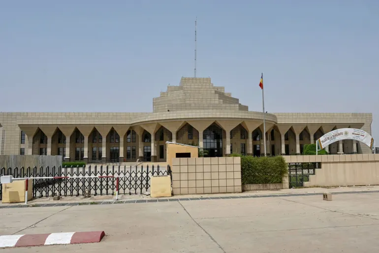 البرلمان التشادي يجيز مشروع قانون يمدد الولاية الرئاسية إلى 7 سنوات