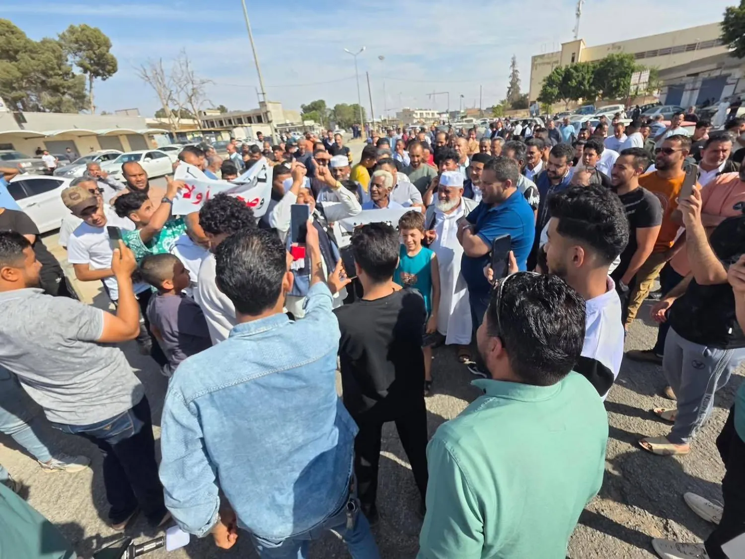 طرابلس: مئات الليبيين يتظاهرون للمطالبة برحيل رئيس حكومة الوحدة الوطنية