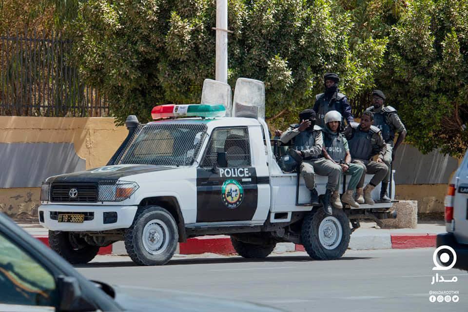 إجراءات أمنية في محيط قصر العدل استعدادًا للنطق بالحكم في "ملف العشرية "