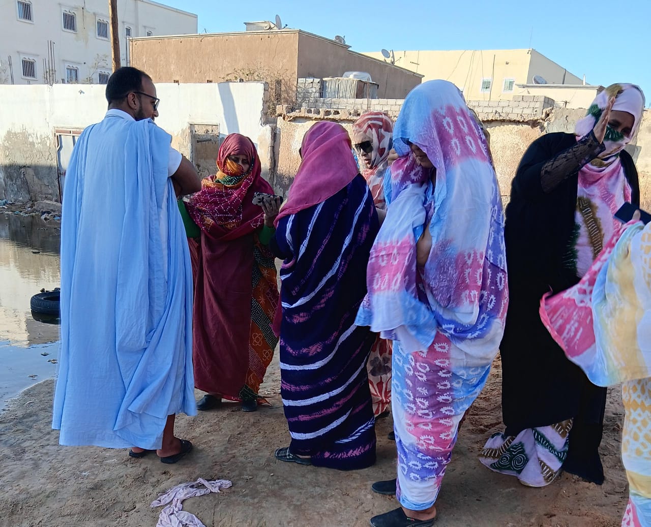 "تحدي" يعاين أضرار تسرب المياه في أحياء من تيارت