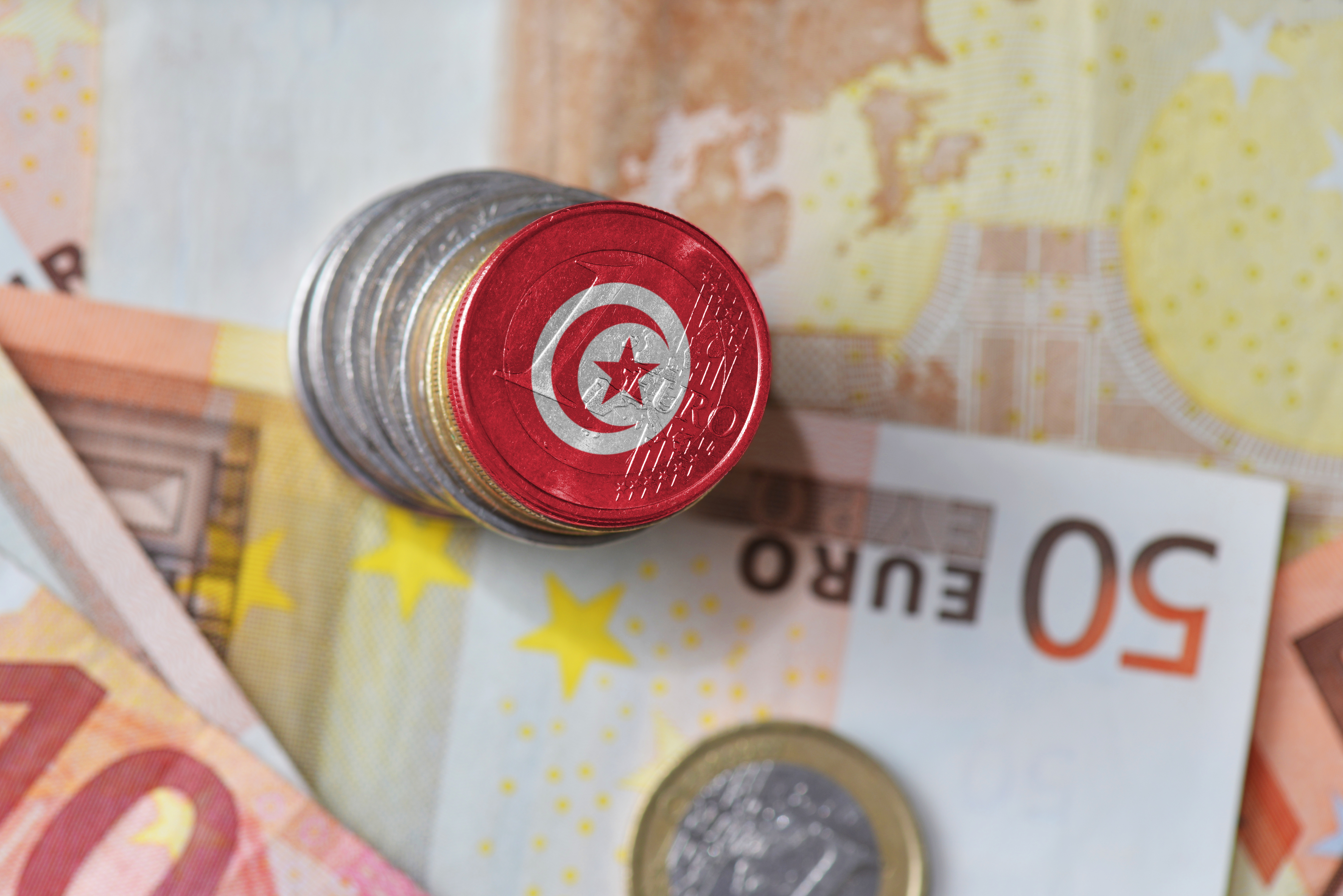 الحكومة التونسية تتحدث عن تطور في احتياط البلاد من العملة الصعبة