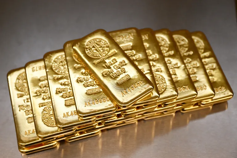 تراجع حاد لأسعار الذهب والفضة بفعل صعود الدولار وترقب توجهات الفدرالي الأميركي