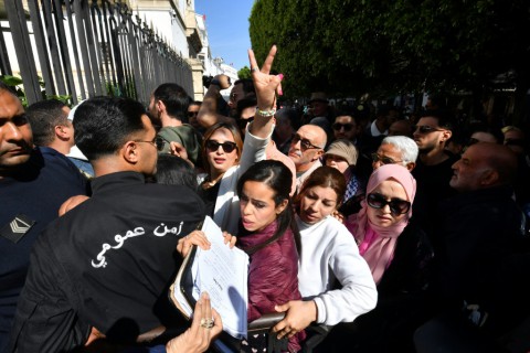 تونس: أحكام بالسجن بين 13 و66 عاما في قضية "التآمر على أمن الدولة"