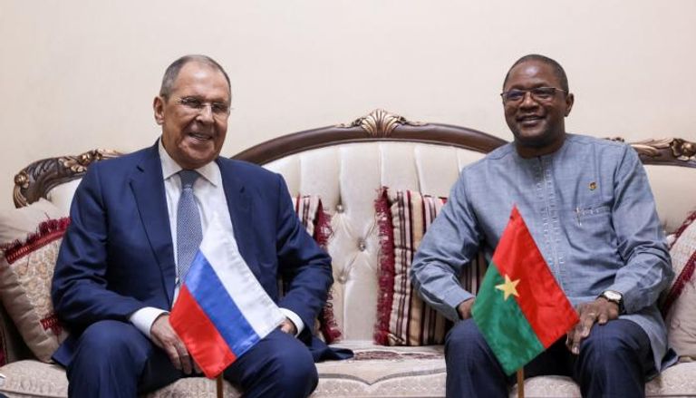 الخارجية البوركينابية: الشراكة مع روسيا أكثر ملاءمة لنا من الشراكة مع فرنسا