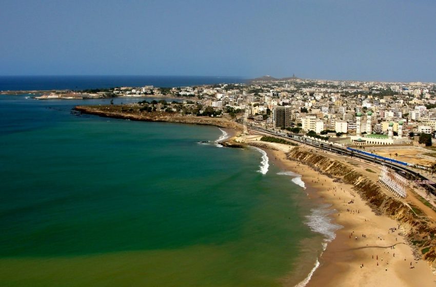 داكار: البحرية السنغالية توقف قاربا يحمل أكثر من طنين من الكوكايين