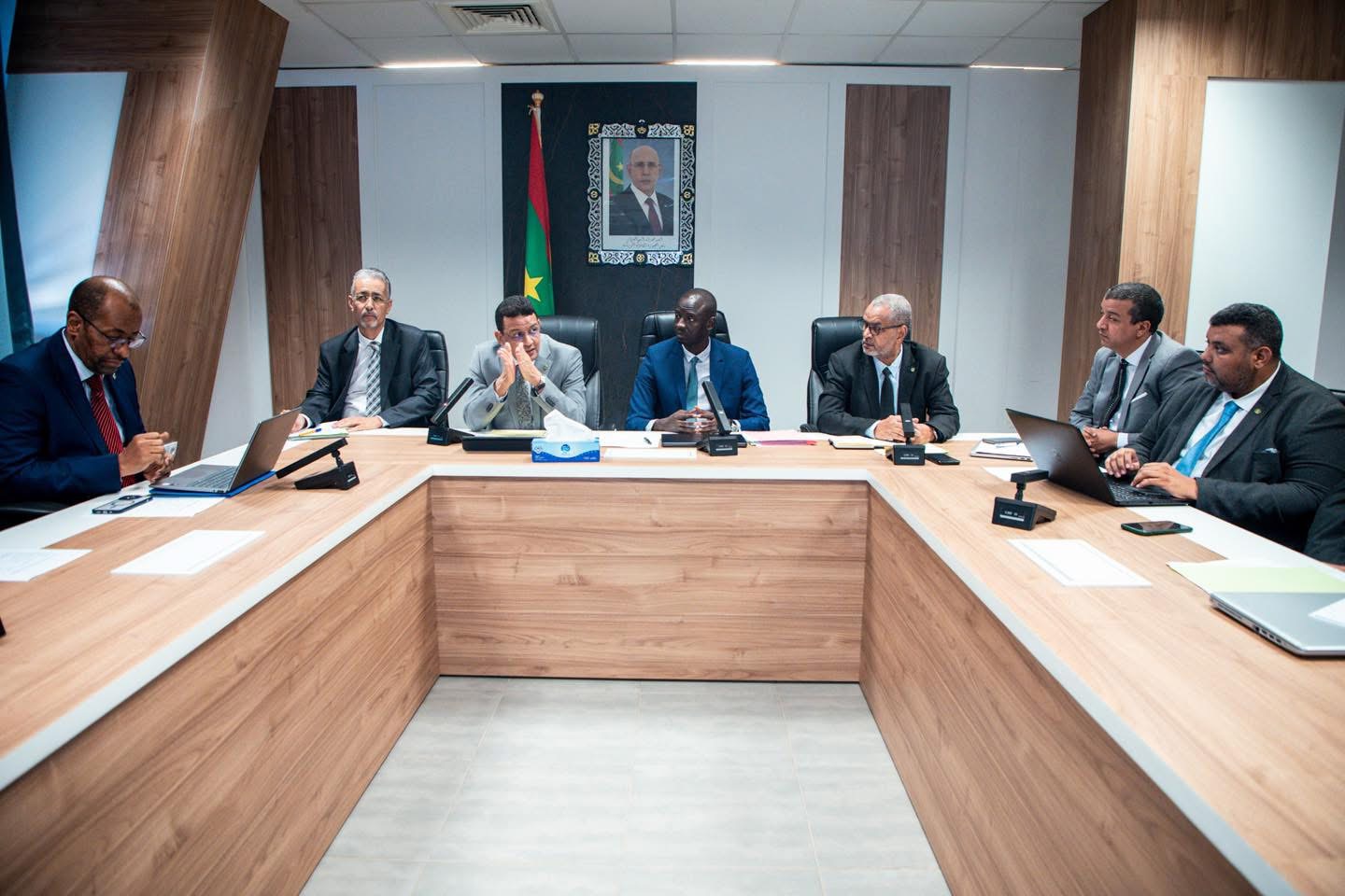 وزير الصحة يدعو إلى ضرورة تسريع وتيرة عمل اللجنة الوزارية المكلفة بالإصلاح الاستشفائي 