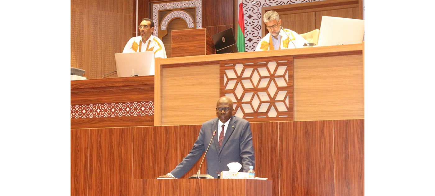 البرلمان يقر تعديلات على قانون المالية 