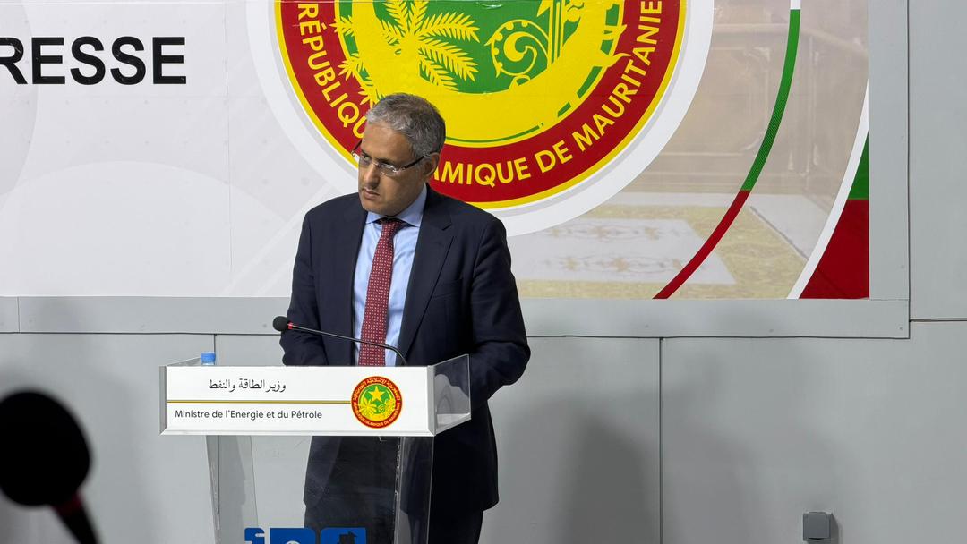 وزير النفط: تشديد إجراءات مكافحة التهريب ساهم في تراجع استهلاك المحروقات