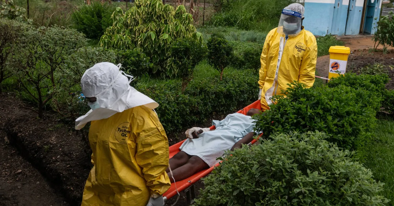 أوغندا تشدد القيود وتمنع التجمعات للحد من انتشار إيبولا