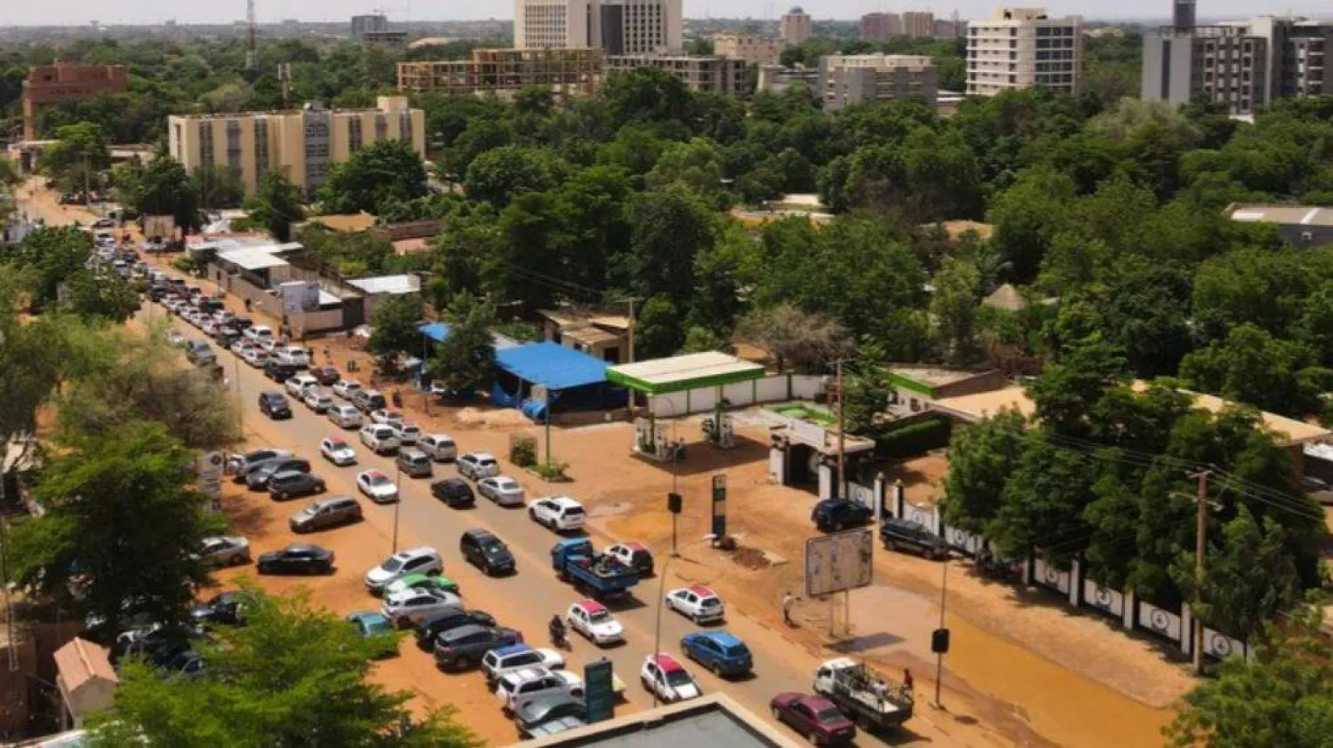 سماع دوي إطلاق نار كثيف عند مدخل مطار نيامي الدولي