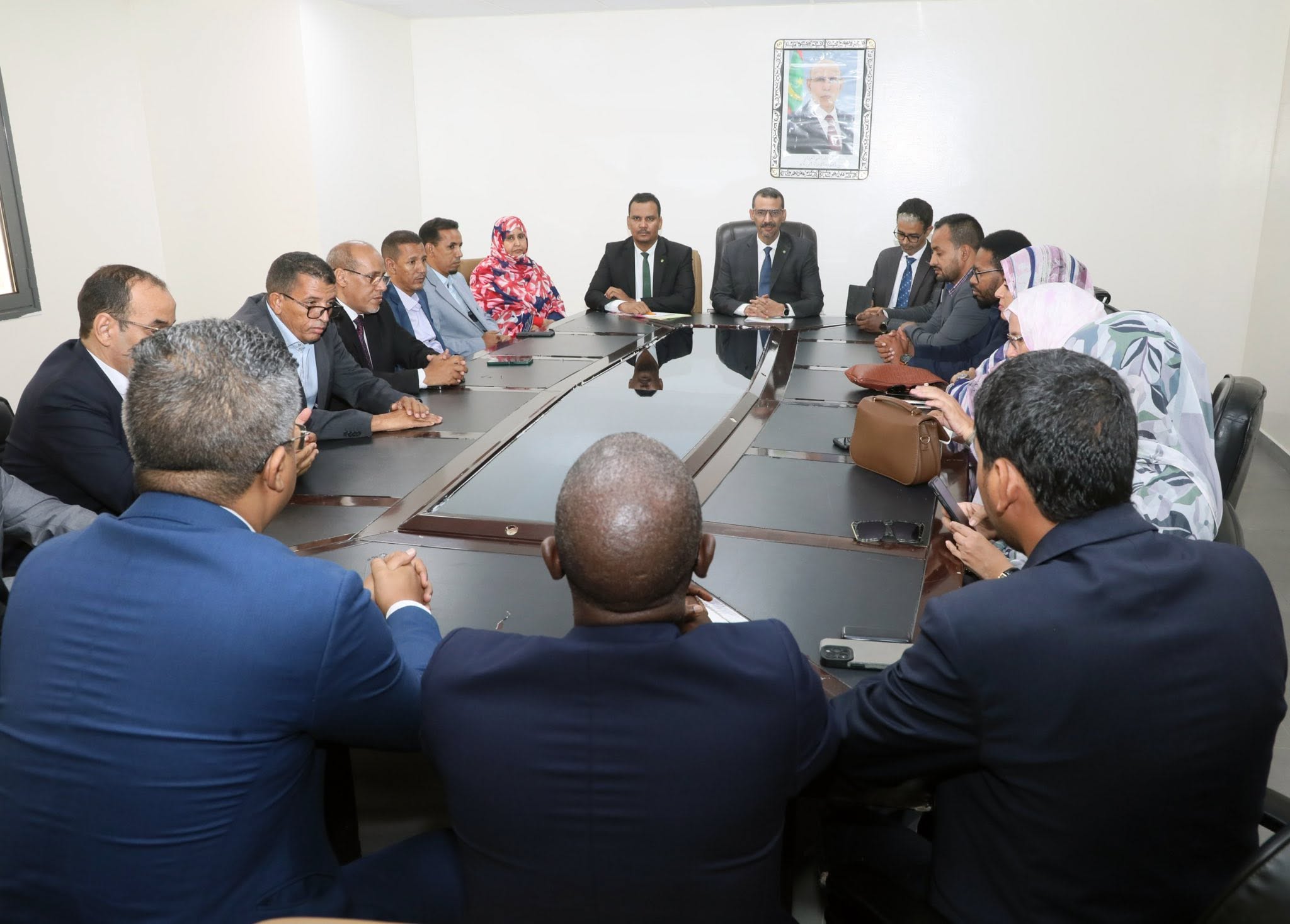 نقابة الصحفيين تلتقي وزير الثقافة وتسلم عريضة مطلبية