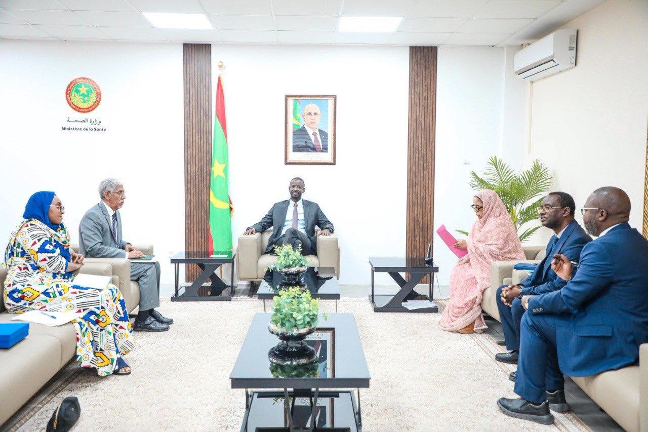 وزير الصحة يبحث آفاق تطوير التعاون الصحي مع مشروع SWEED