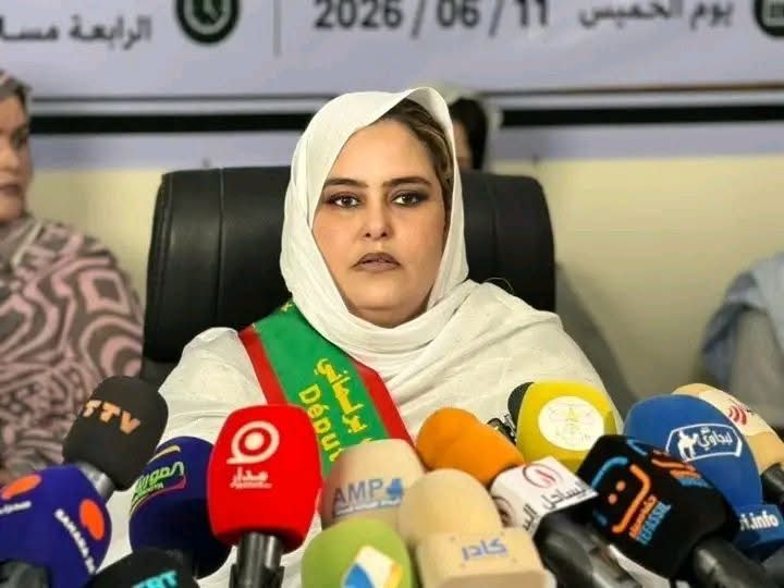 رئيسة حزب “حوار” تجدد دعوتها ولد الغزواني لمأمورية ثالثة وتؤكد أن الدستور “قابل للتعديل”