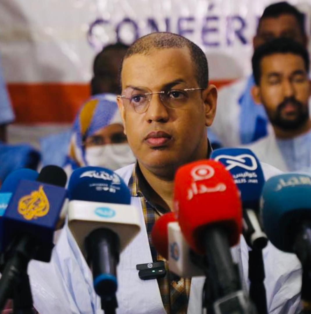 حزب “تحدي” يحذر من الدعوات المطالبة بمأمورية ثالثة