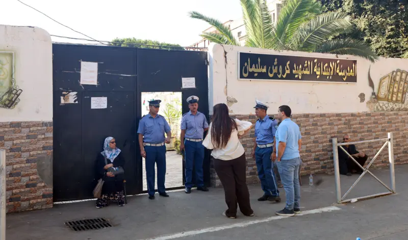 انطلاق التصويت في الجزائر لانتخاب 407 أعضاء بالمجلس الشعبي الوطني