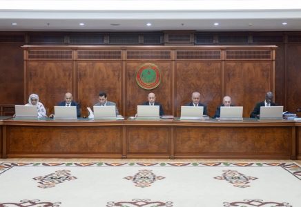بعد عودة الرئيس.. مجلس الوزراء يعقد اجتماعه الأسبوعي المؤجل