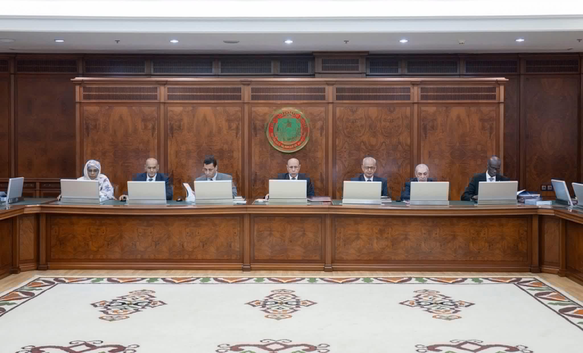 مجلس الوزراء يجري عدة تعيينات في قطاعات حكومية مختلفة