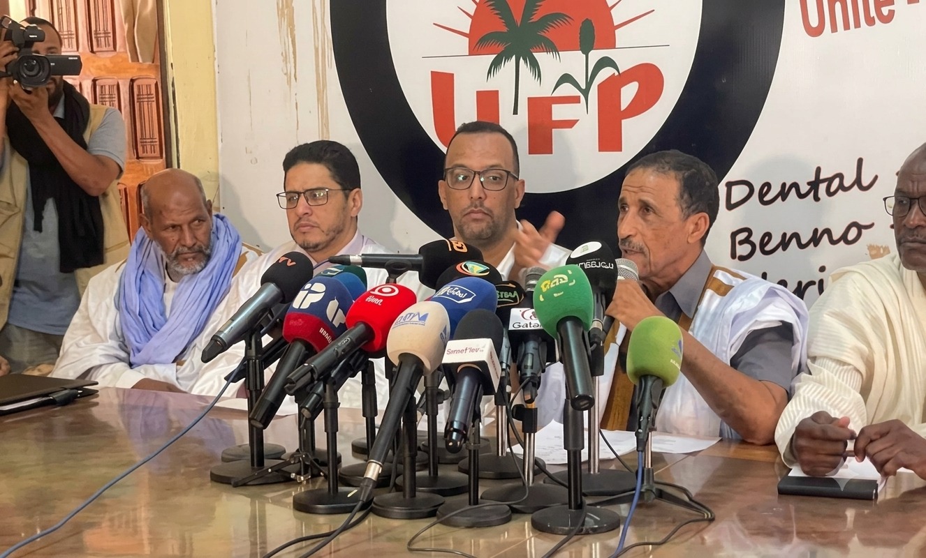 قطب معارض يوافق على رئاسة موسى فال للجنة الحوار