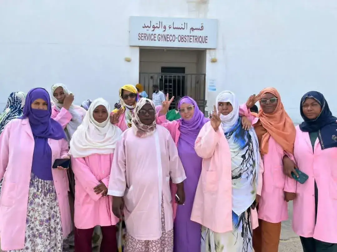 القابلات ينظمن توقفا احتجاجيا عن العمل تضامنا مع زميلاتهن في أبي تلميت