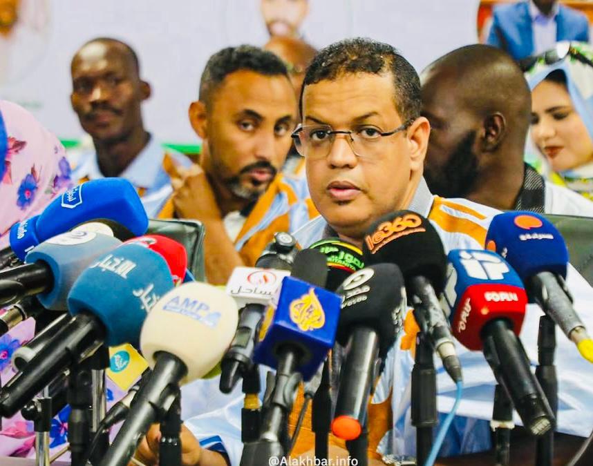 “تحدي” ينتقد أزمة الخدمات ويحمل الرئيس والحكومة مسؤوليتها ويطالب بالتحقيق
