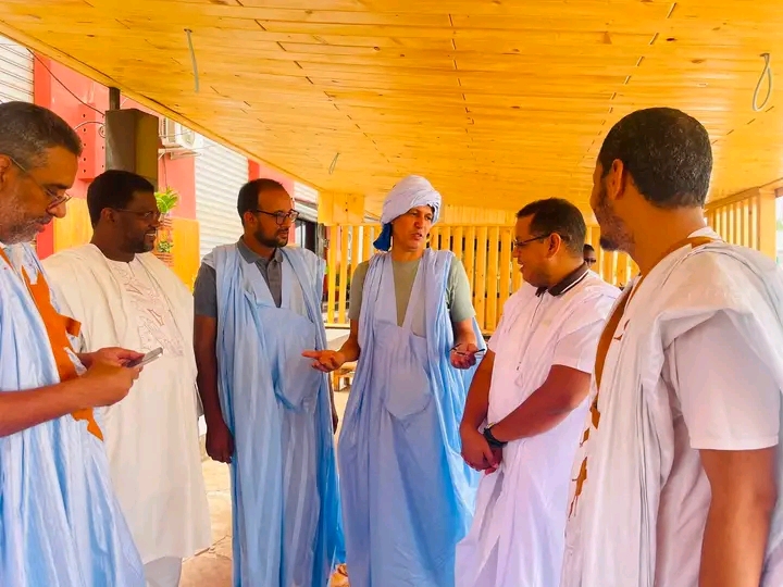 “قوى الإنقاذ” يطالب بنشر أسماء المفسدين خلال وقفة احتجاجية أمام المفتشية العامة للدولة