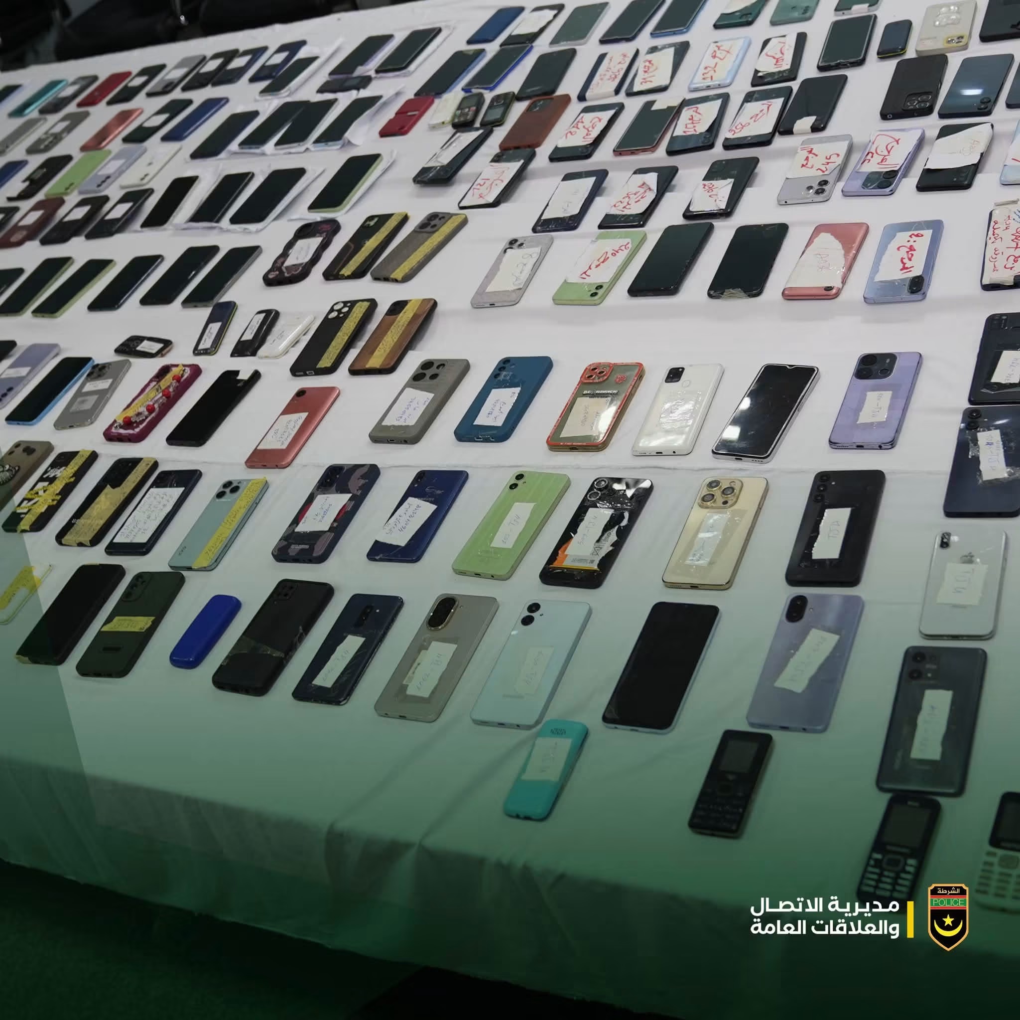 الشرطة الوطنية تعلن عن ضبط 427 هاتفًا مسروقًا في عملية واسعة بنواكشوط