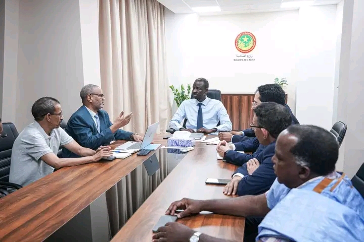 وزير الصحة يبحث مع المديرين الجهويين جاهزية المراكز الصحية الجديدة
