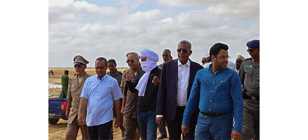 وزير الزراعة يتفقد مشروعا زراعيا في لبراكنه