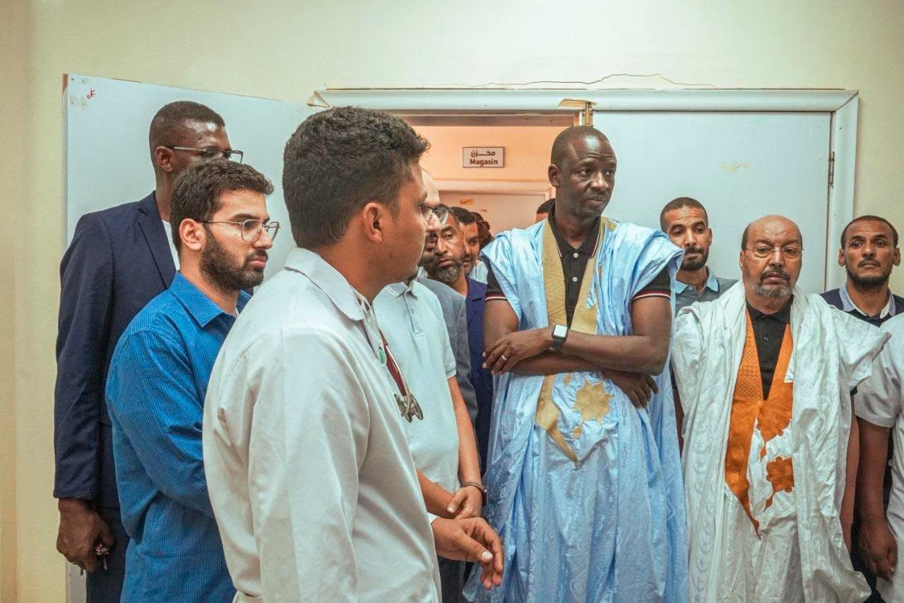 وزير الصحة يتفقد منشآت صحية في أطار