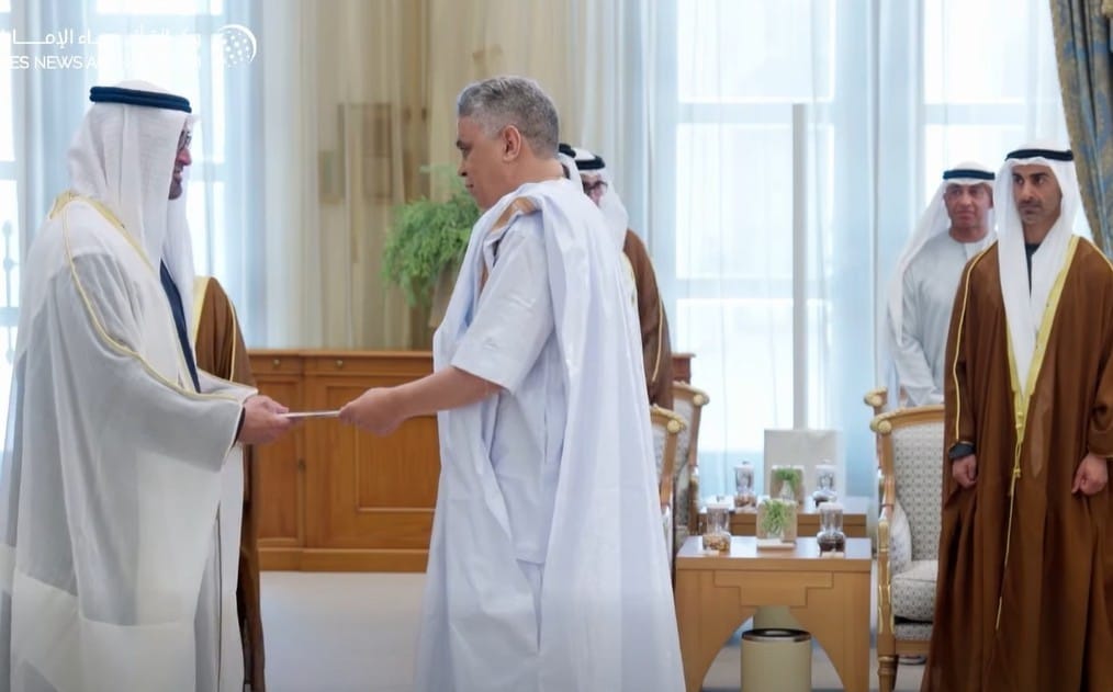 السفير الموريتاني في الإمارات يقدم أوراق اعتماده لمحمد بن زايد