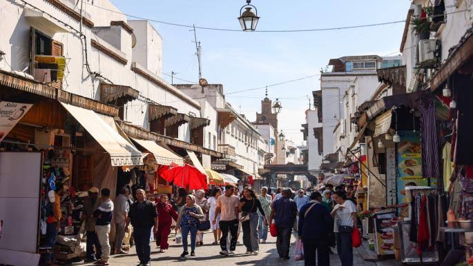 المغرب يتوقع نموا اقتصاديا بنسبة 4.2% ويستهدف خفض العجز والمديونية