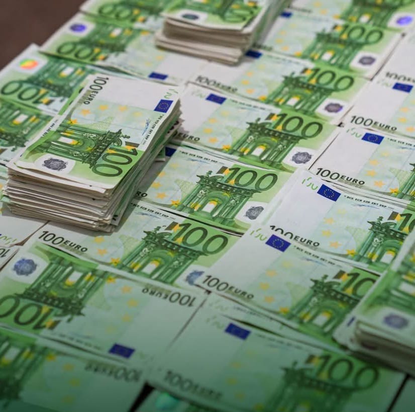 الشرطة تفكك شبكة لترويج العملات المزيفة وتوقف أربعة أشخاص